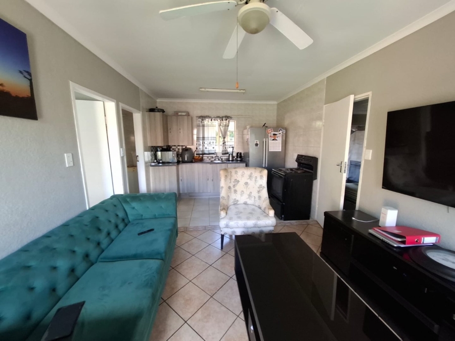 2 Bedroom Property for Sale in Safari Gardens North West